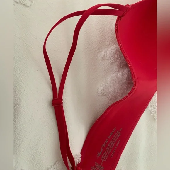 Victoria’s Secret Bra: Red Lace w/Gold Metallic Thread, Double Straps 38C - Picture 10 of 14